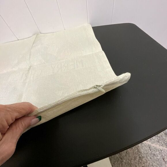 NWOT Set of 2 Decorative Pillow Case Covers for Christmas Joy Ornaments Trees - Picture 5 of 13